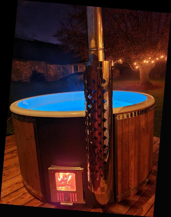 La Rhue Gîtes - Jacuzzi Jumilhac-le-Grand Extérieur photo